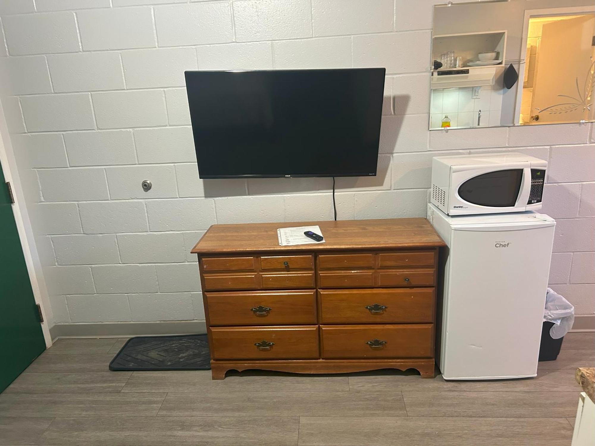 Relax Motel Thunder Bay Room photo